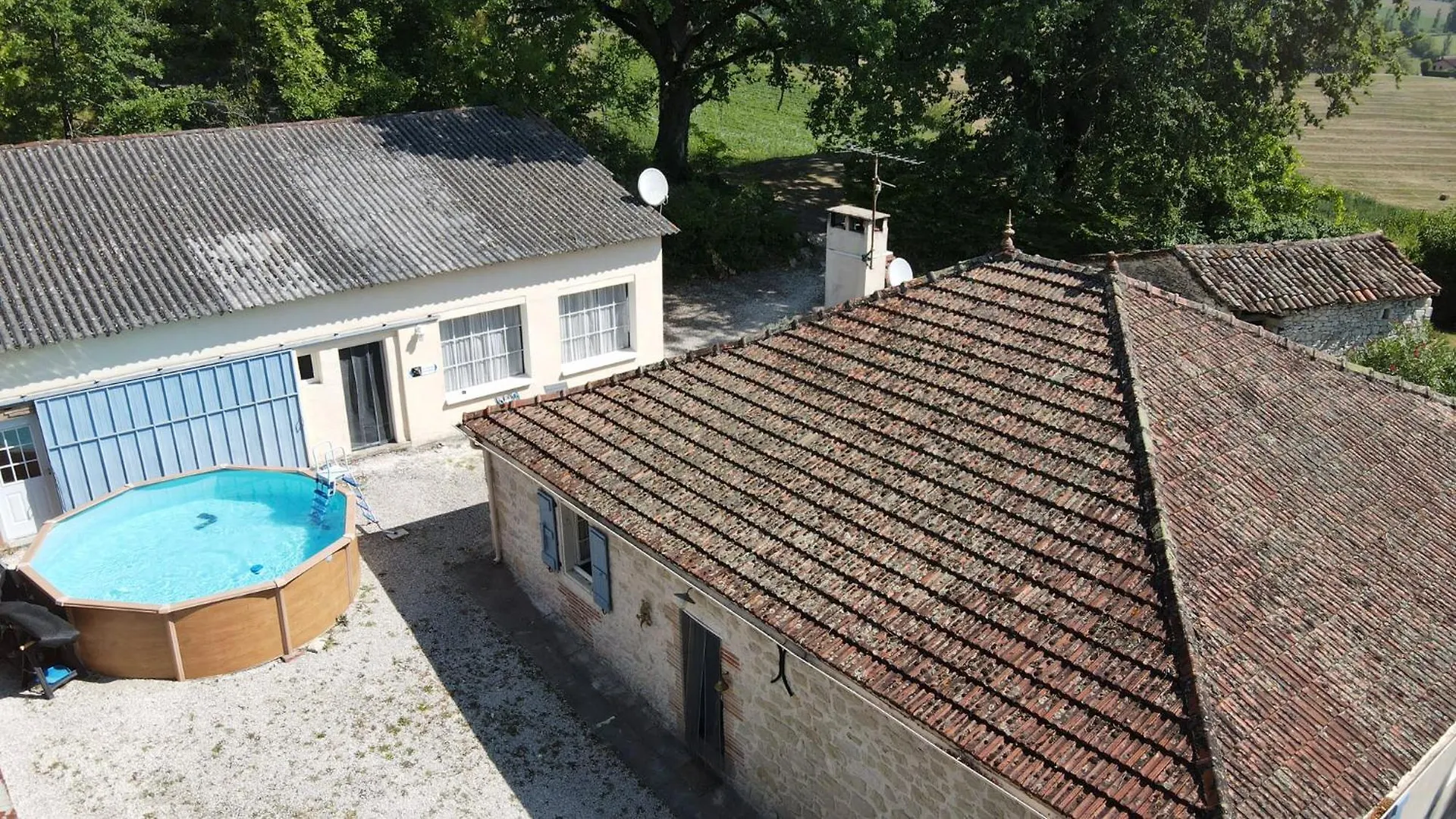بيت للعطل La Maison D'Onesiphore Cazes-Mondenard فرنسا